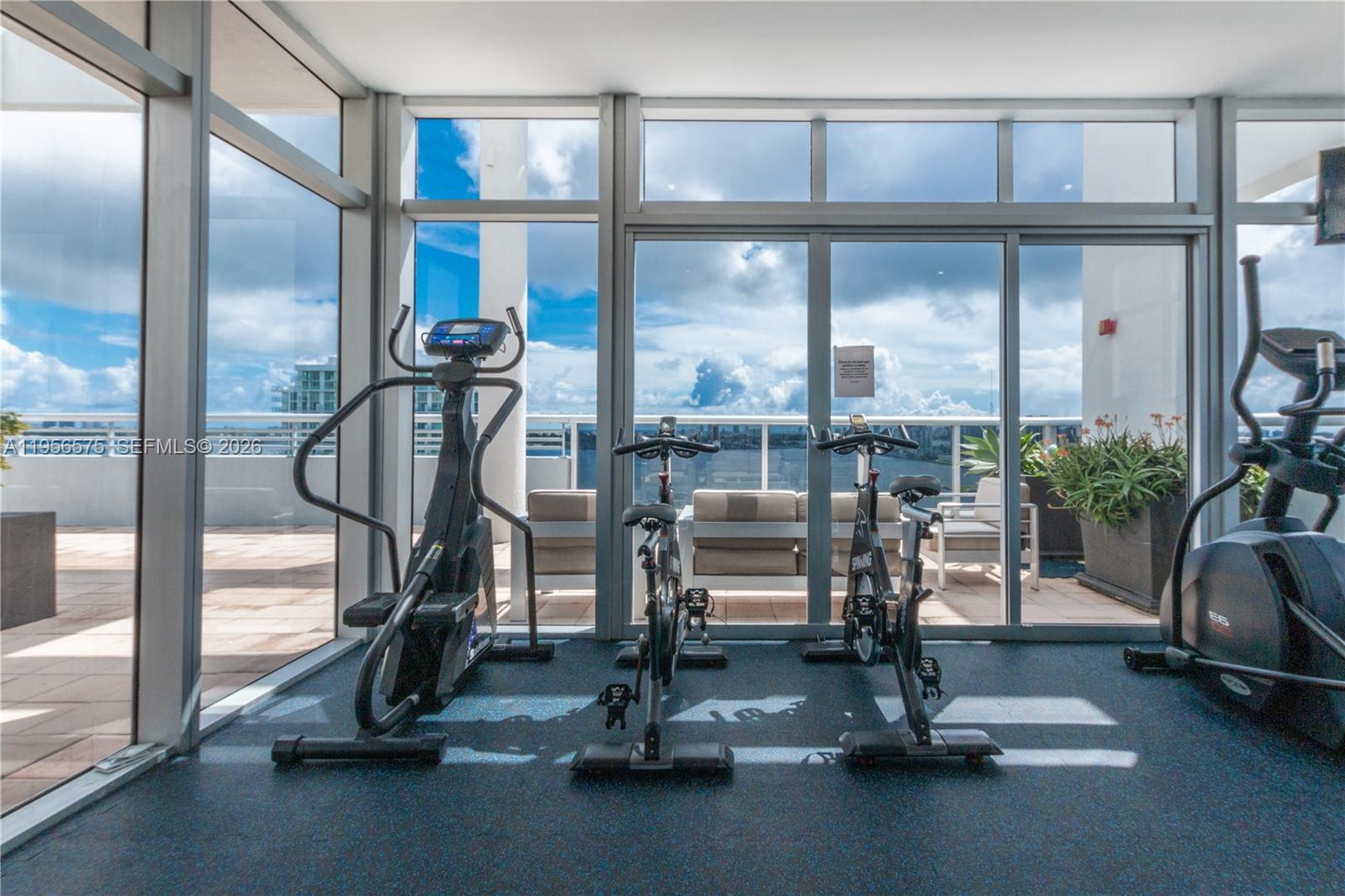 7929 West Dr #1503 North Bay Village, FL 33141