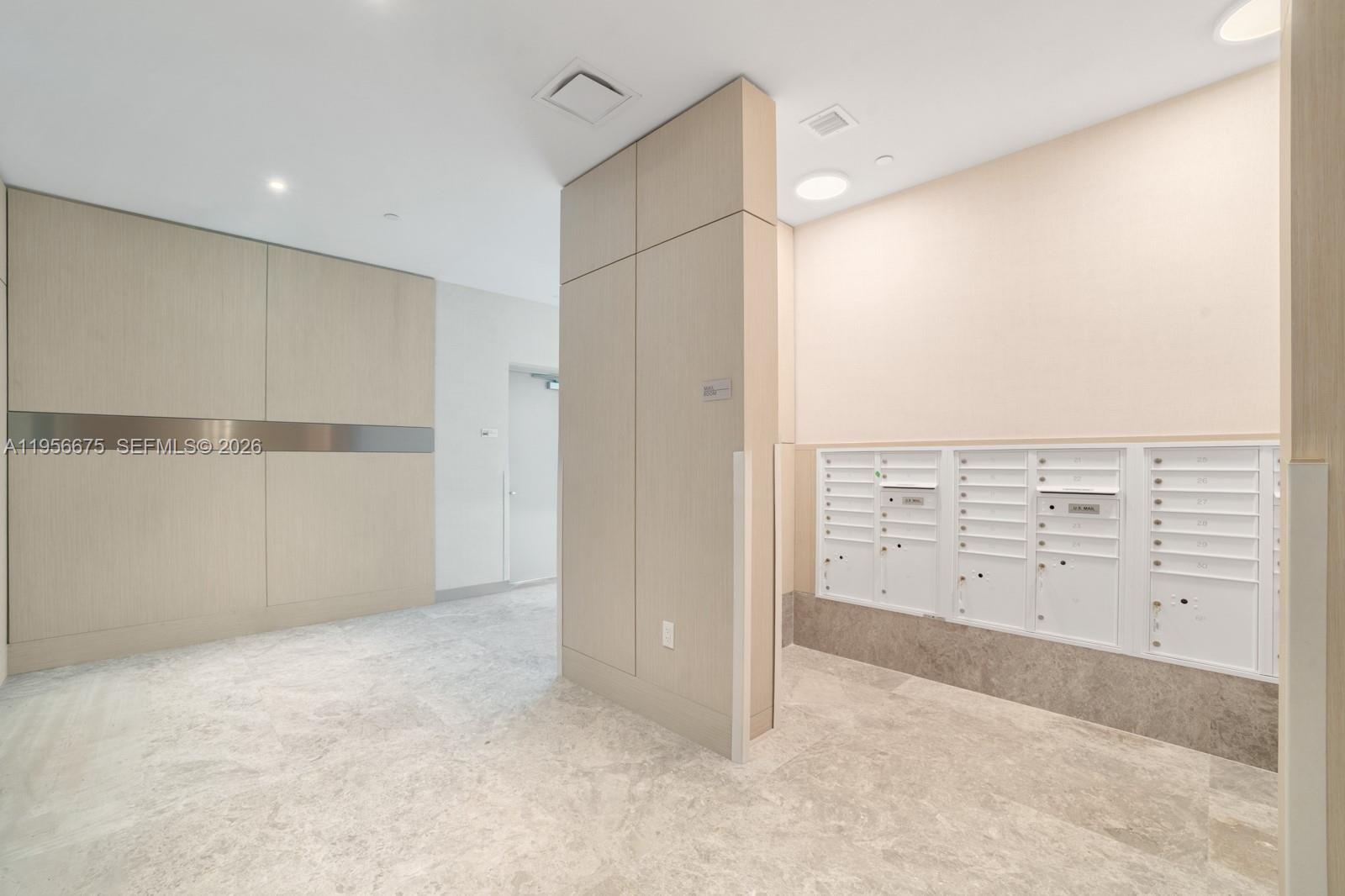 9221 E Bay Hbr Dr #412 Bay Harbor Islands, FL 33154