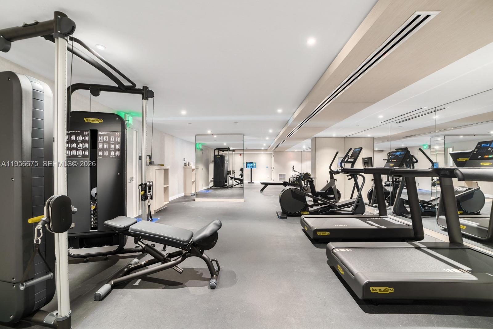 9221 E Bay Hbr Dr #412 Bay Harbor Islands, FL 33154