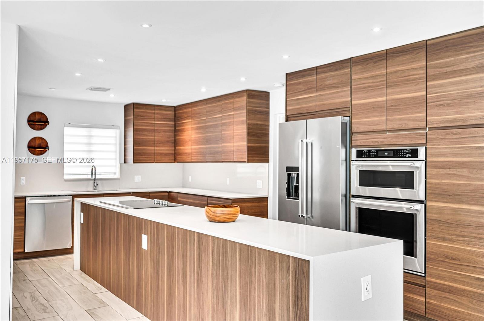 1080 NE 104th St Miami Shores, FL 33138