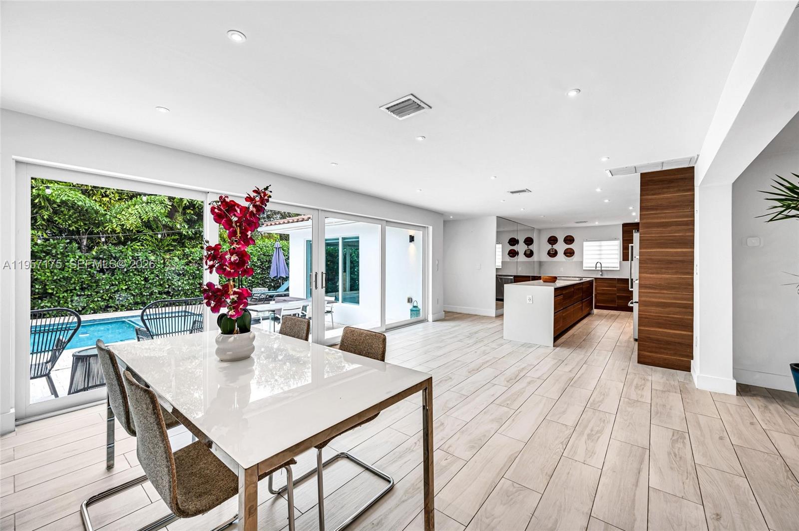 1080 NE 104th St Miami Shores, FL 33138