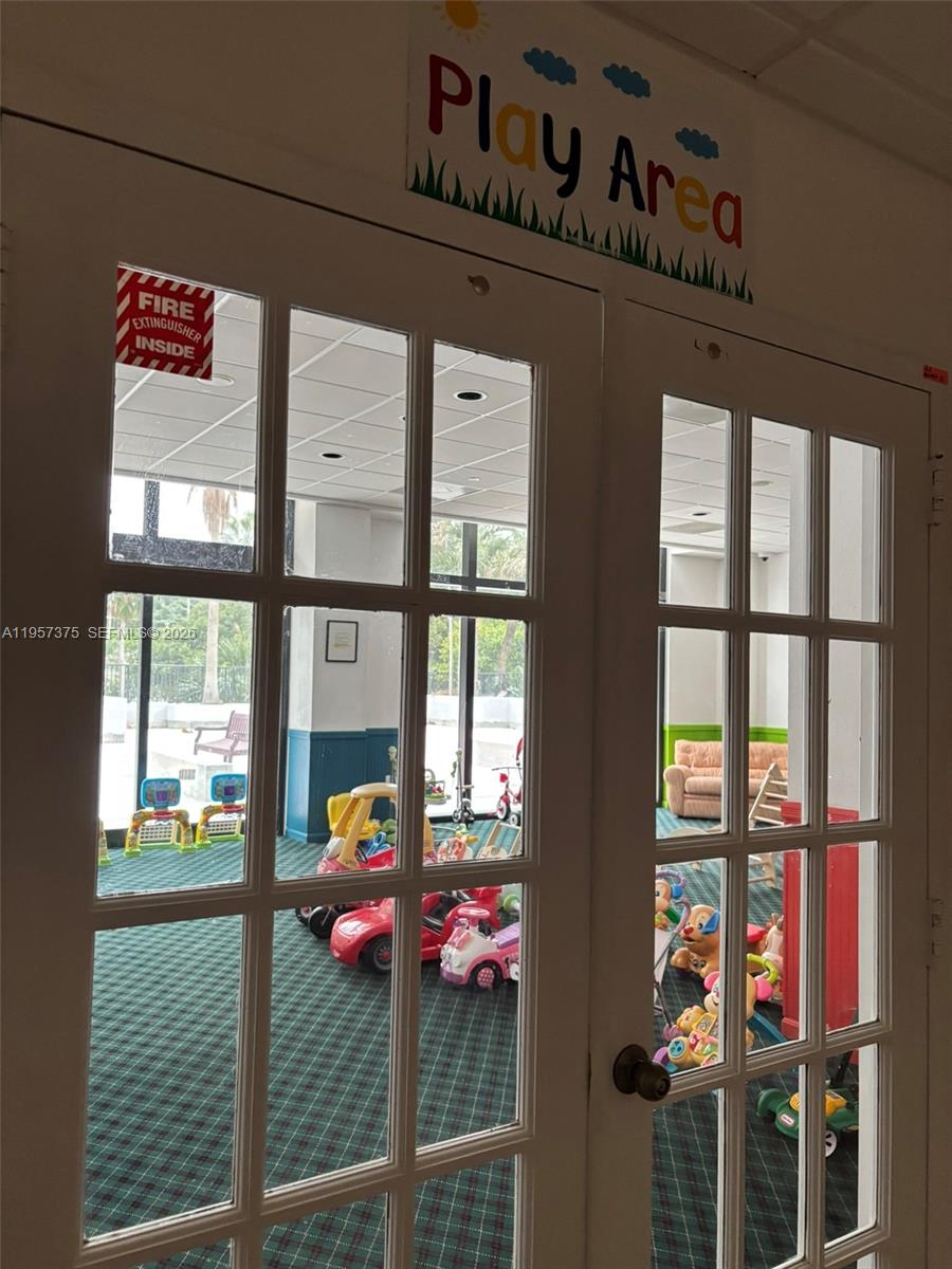 Undisclosed Address Miami, FL 33131