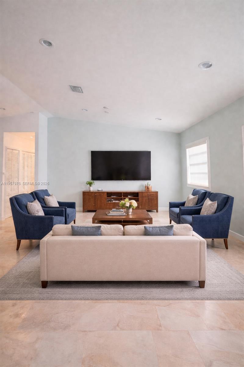 2301 SW 22nd Ave Miami, FL 33145