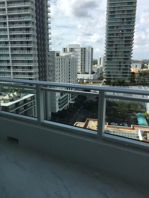 image The Bond on Brickell8