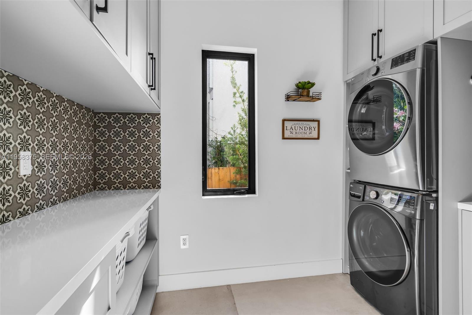 420 Palmwood Ln Key Biscayne, FL 33149