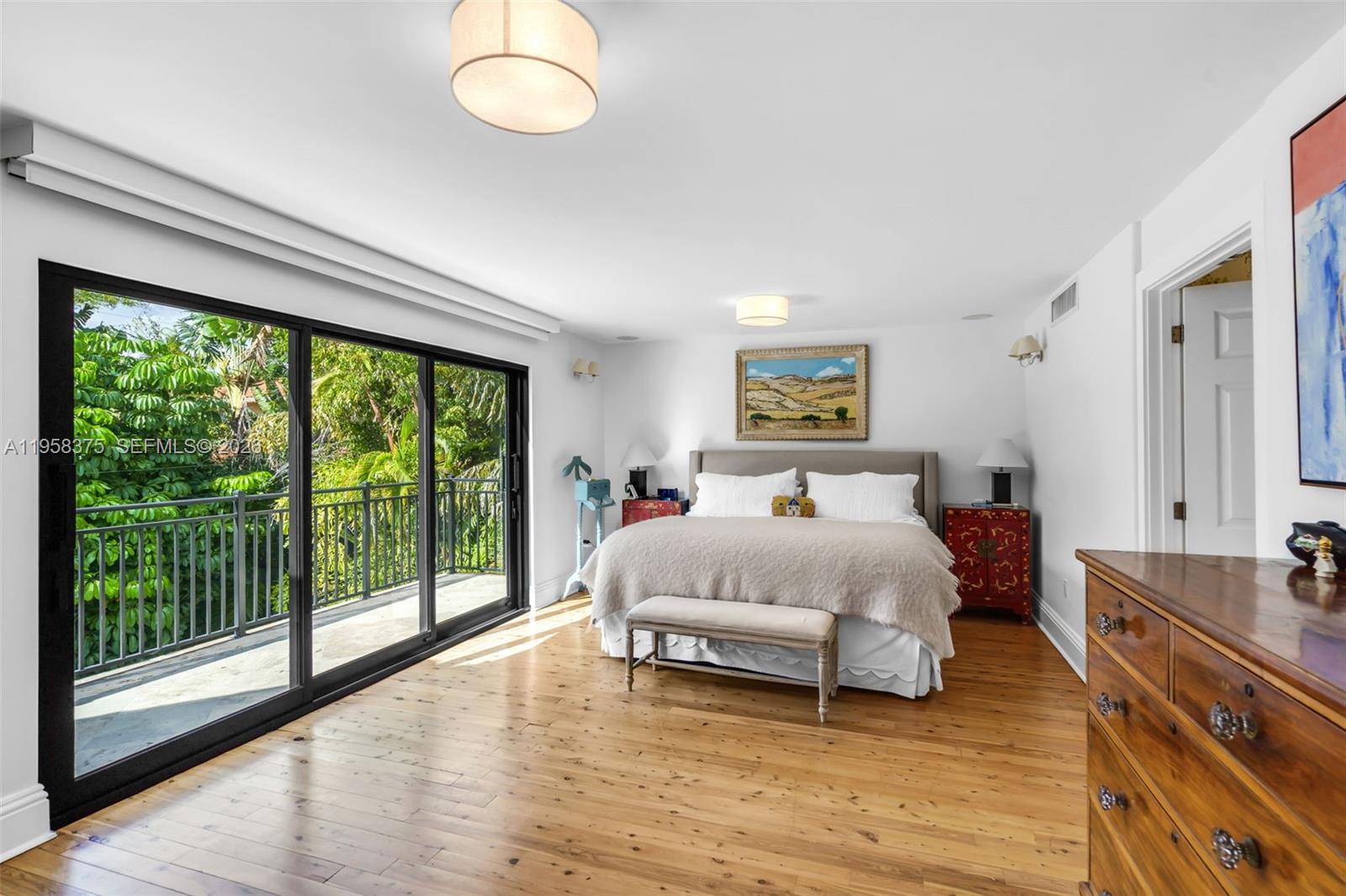 420 Palmwood Ln Key Biscayne, FL 33149