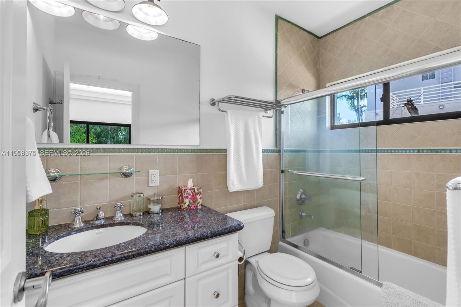 420 Palmwood Ln Key Biscayne, FL 33149