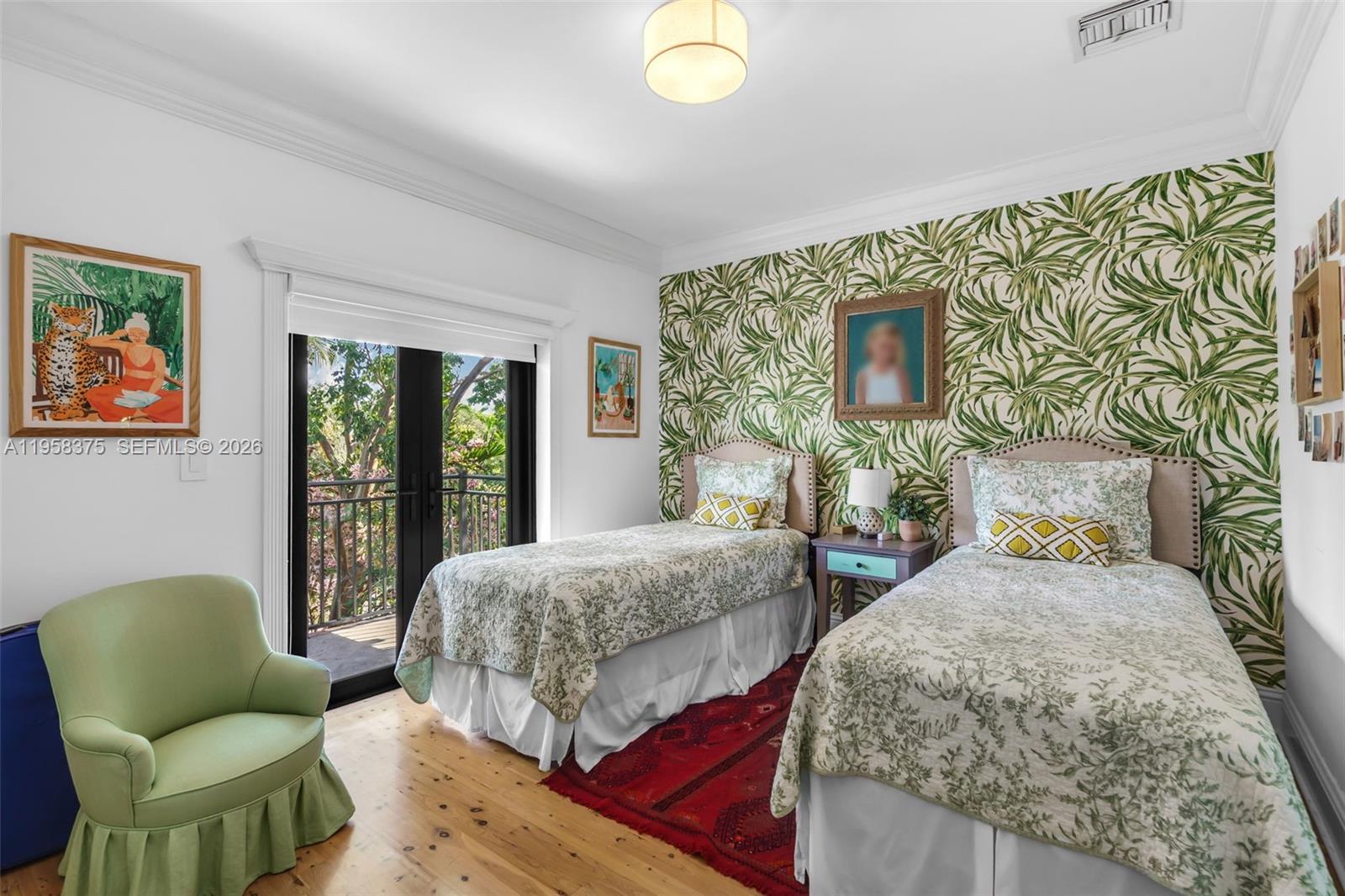 420 Palmwood Ln Key Biscayne, FL 33149