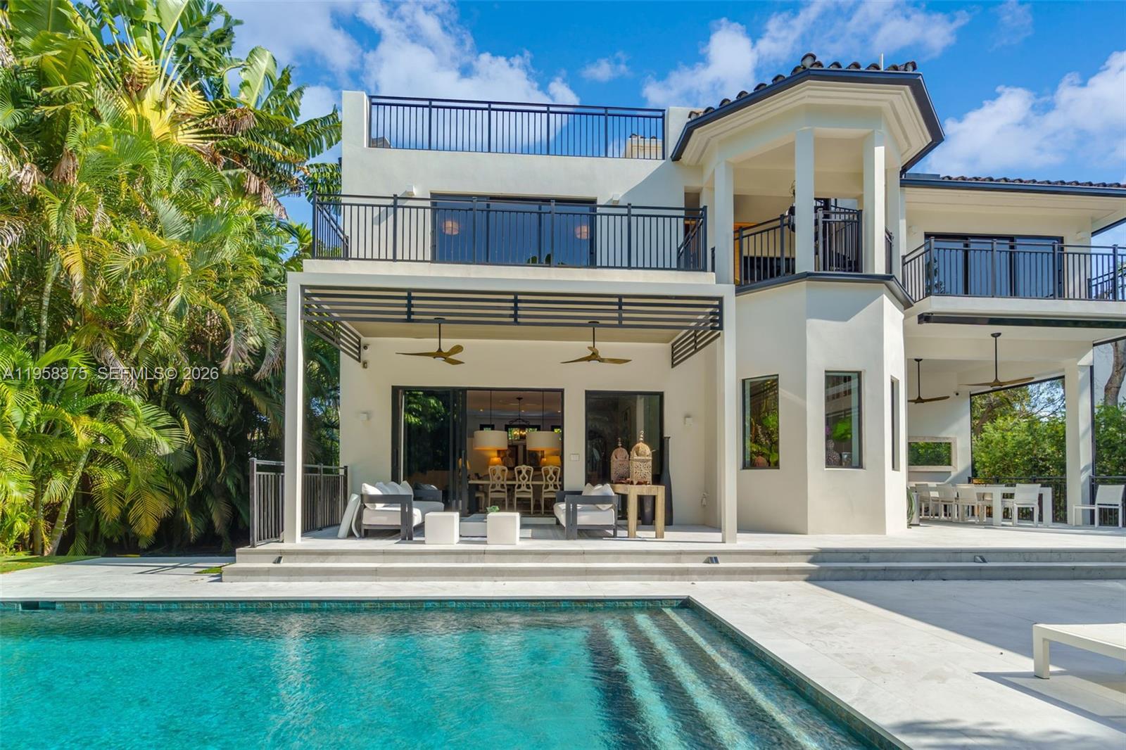 420 Palmwood Ln Key Biscayne, FL 33149