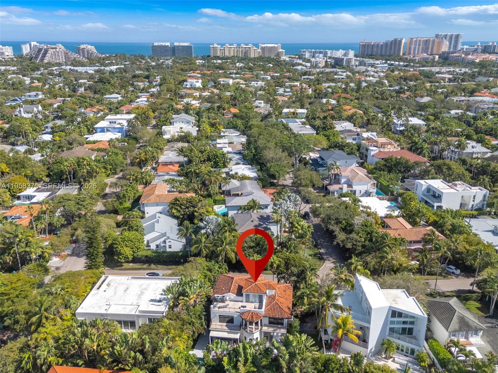 420 Palmwood Ln Key Biscayne, FL 33149