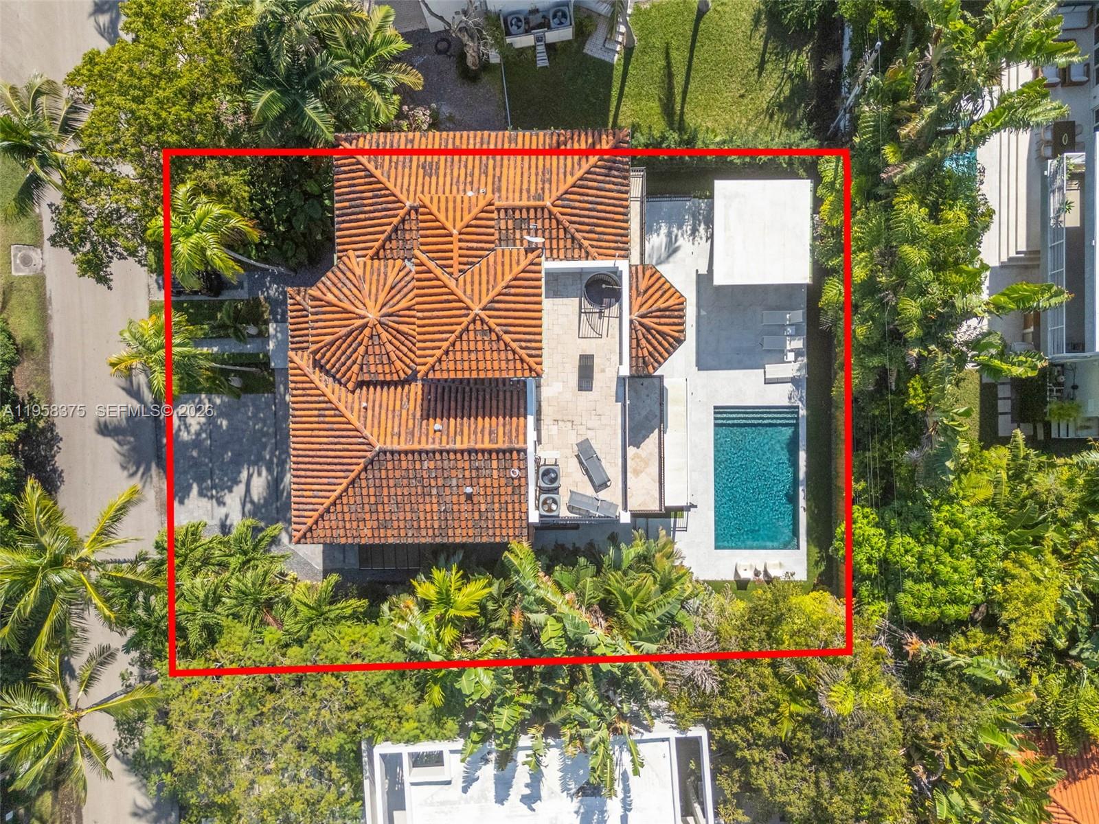 420 Palmwood Ln Key Biscayne, FL 33149