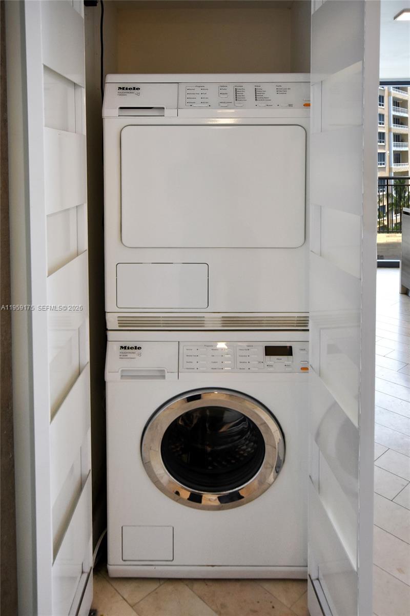 image Brickell Key Two22