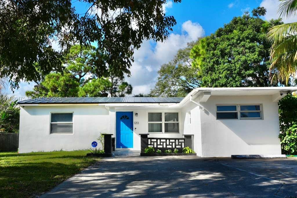 1213 NW 6th Ave Fort Lauderdale, FL 33311