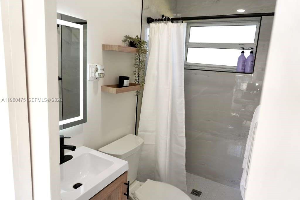 1213 NW 6th Ave Fort Lauderdale, FL 33311