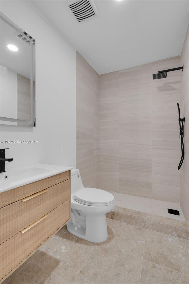 7412 Big Cypress Dr Miami Lakes, FL 33014