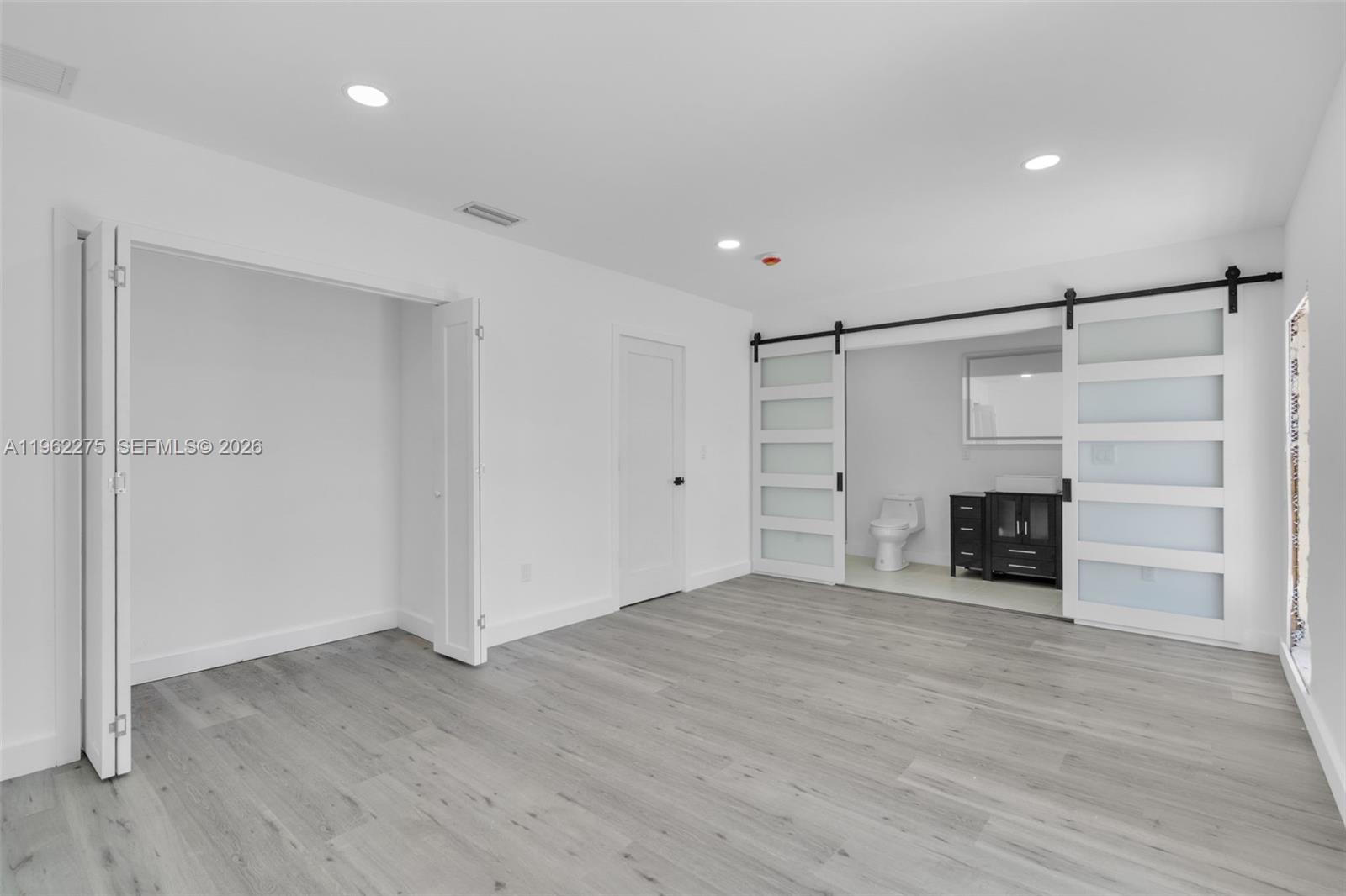 7412 Big Cypress Dr Miami Lakes, FL 33014