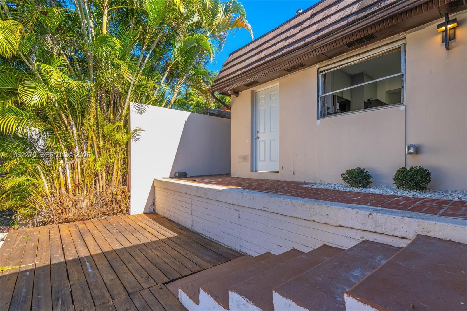 7412 Big Cypress Dr Miami Lakes, FL 33014