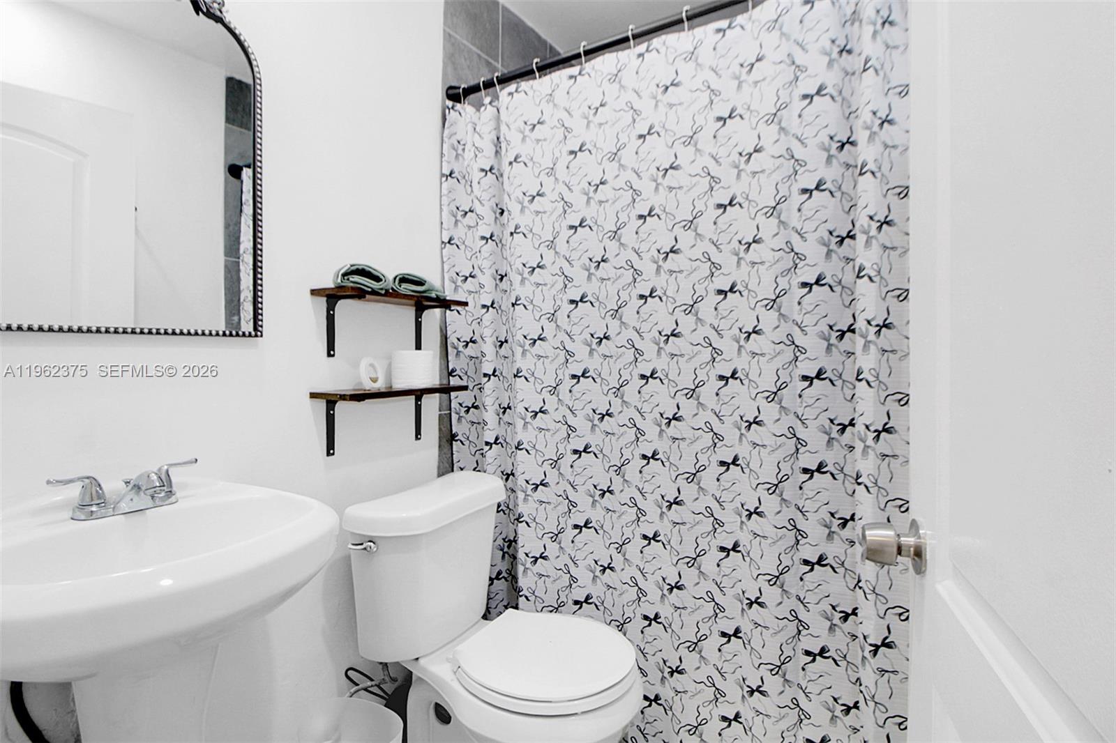 7770 NW 9th Ave Miami, FL 33150