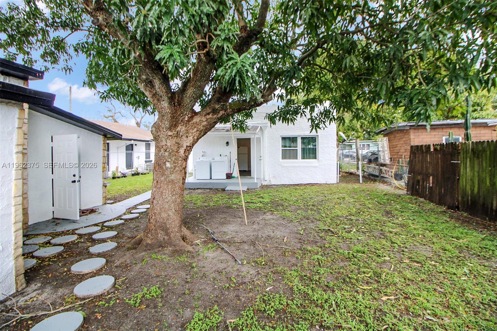 7770 NW 9th Ave Miami, FL 33150