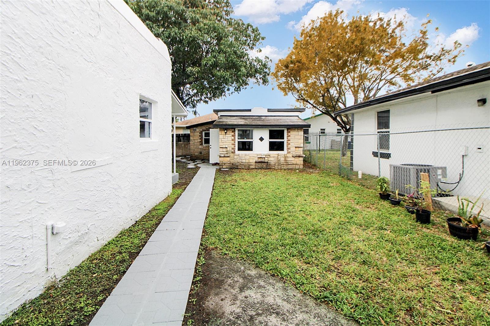 7770 NW 9th Ave Miami, FL 33150