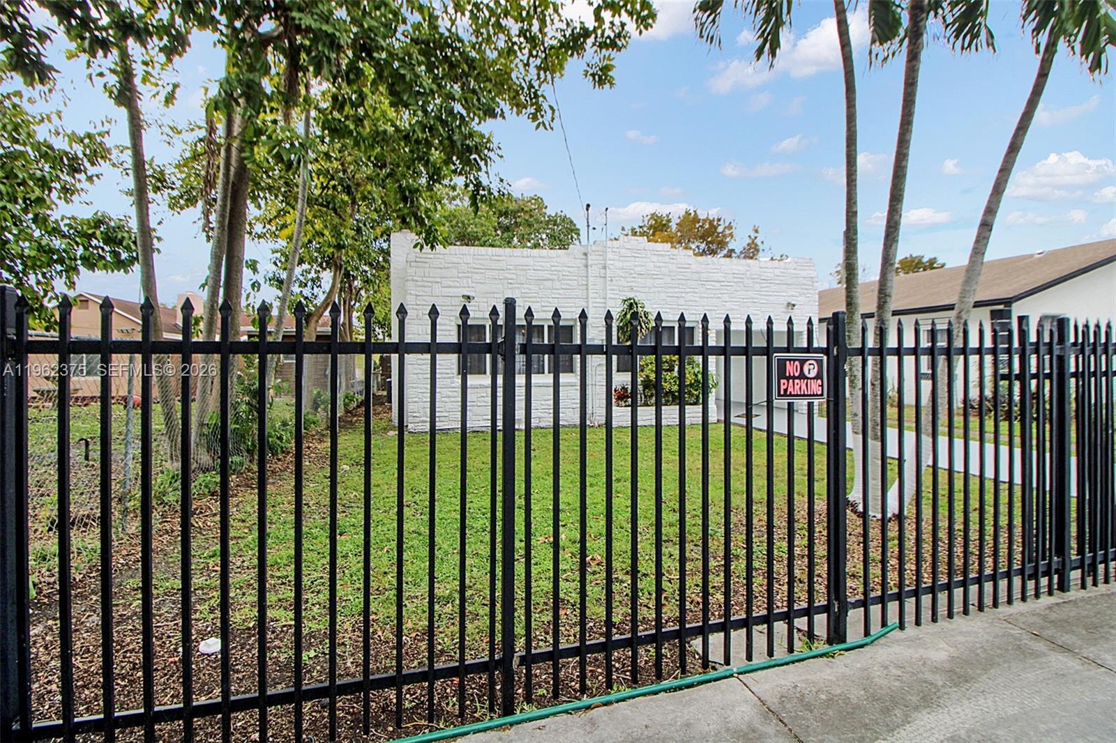 7770 NW 9th Ave Miami, FL 33150