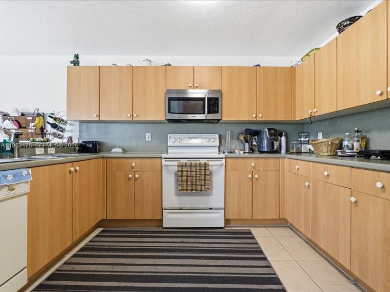 2051 SW 148th Ave Miramar, FL 33027