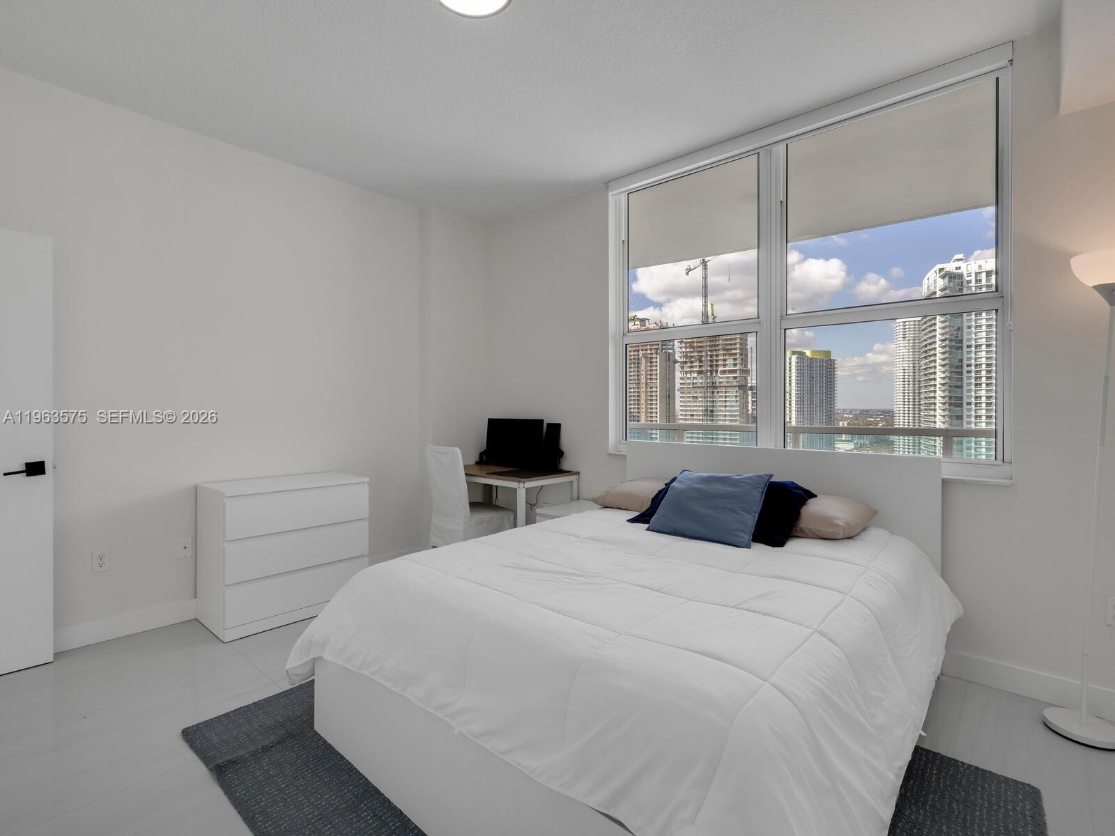 image Brickell on the River North20