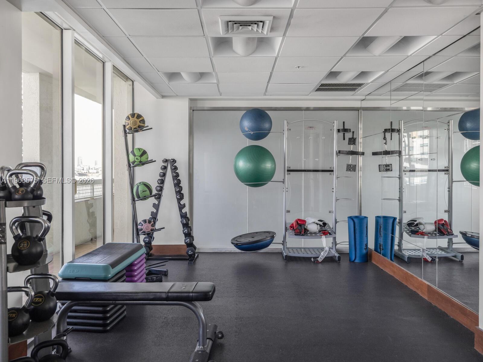 image Brickell on the River North33