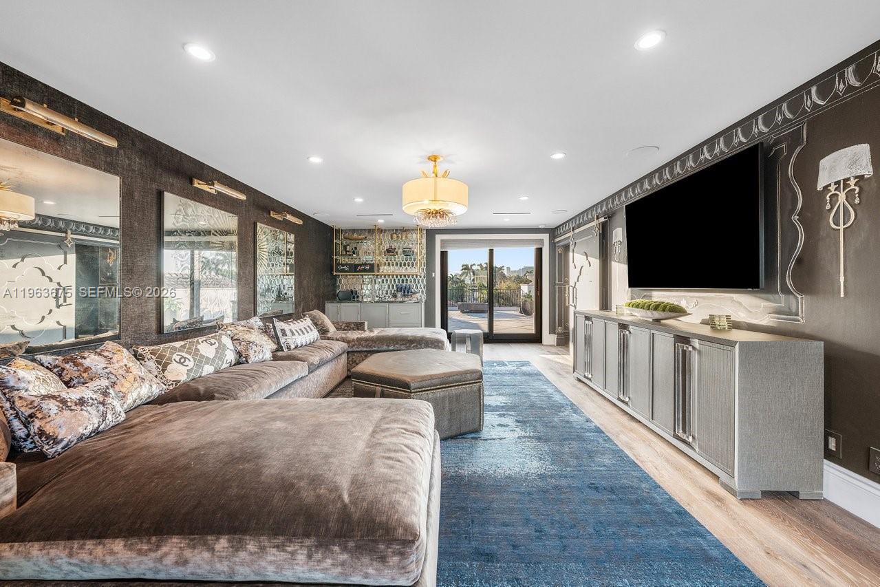 633 Isle Of Palms Dr Fort Lauderdale, FL 33301