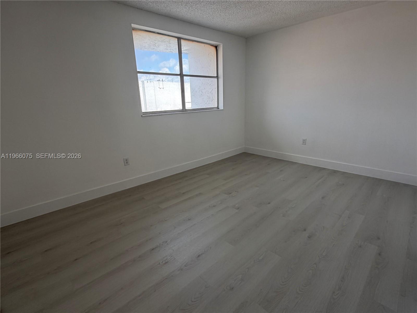 1104 W 44th St #87 Hialeah, FL 33012