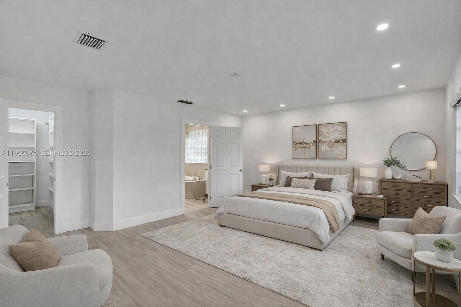 19710 NE 23rd Ave Miami, FL 33180