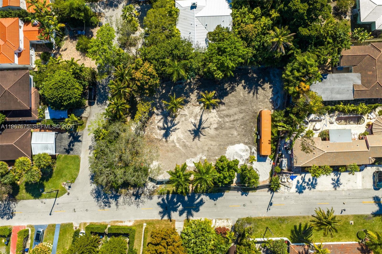 2880 Fairgreen Dr Miami Beach, FL 33140