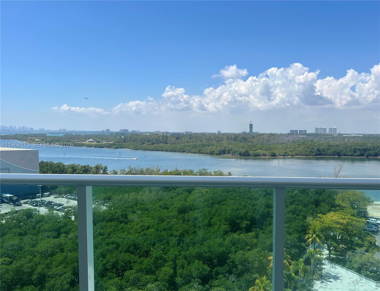 100 Bayview Dr #1418