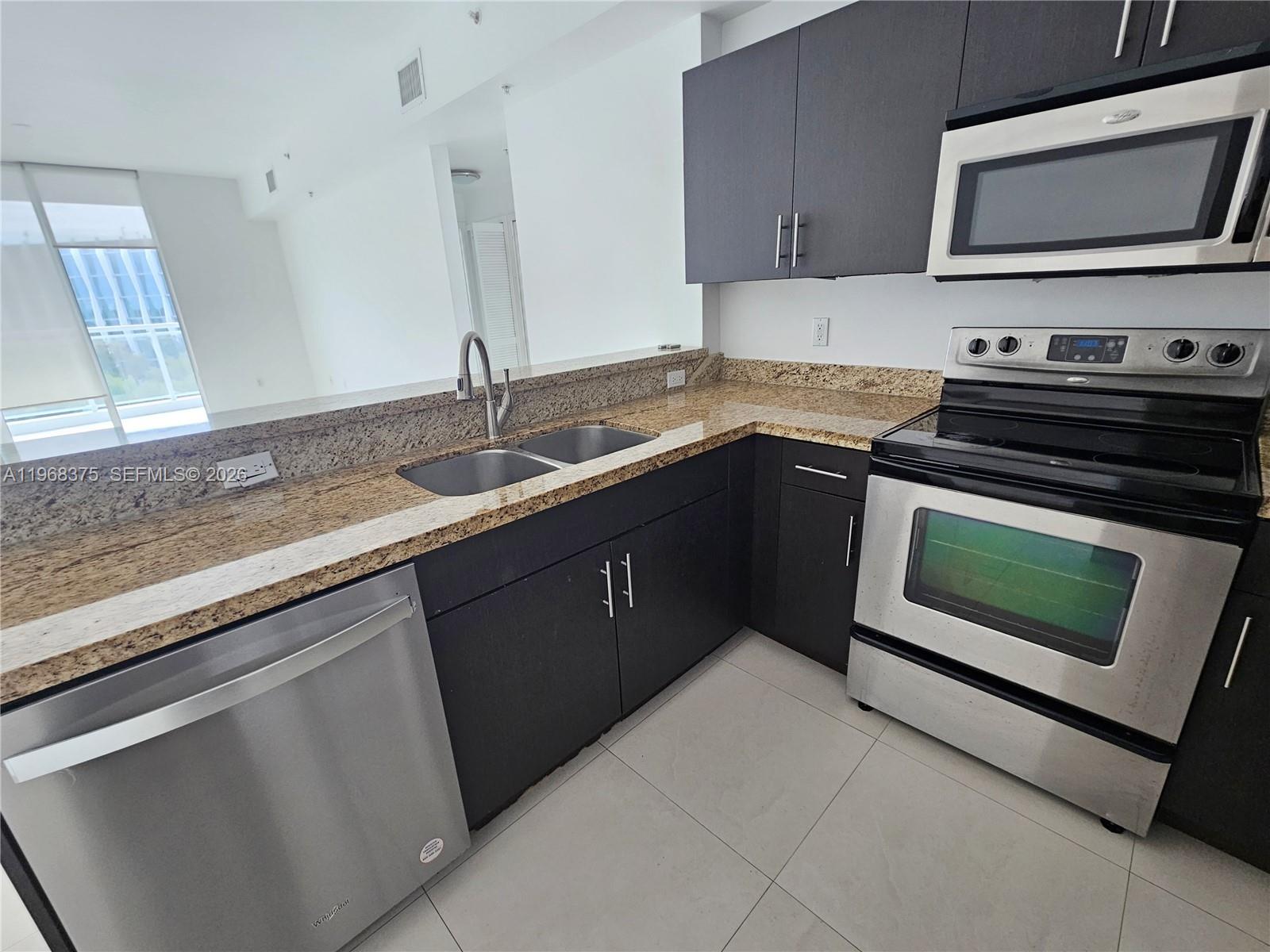 2020 Prairie Ave #502 Miami Beach, FL 33139