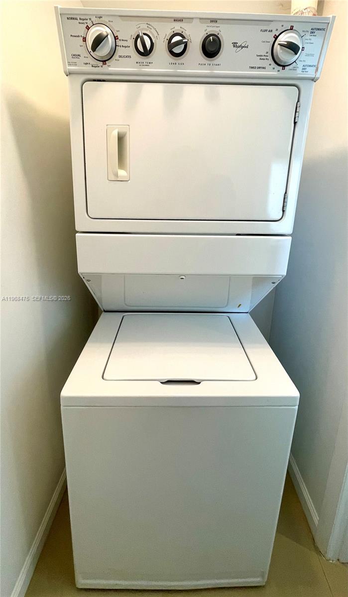 image Icon Brickell II10