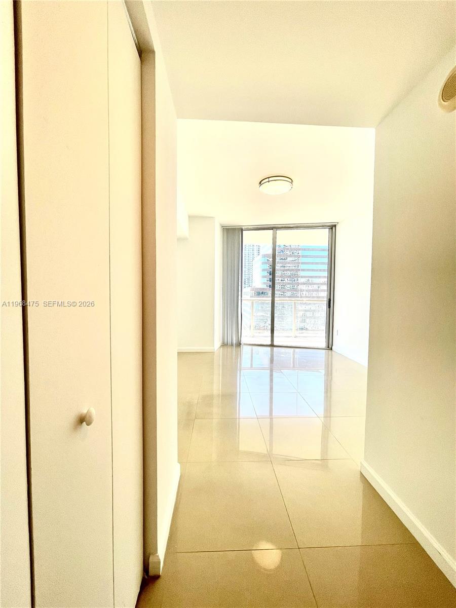 image Icon Brickell II27