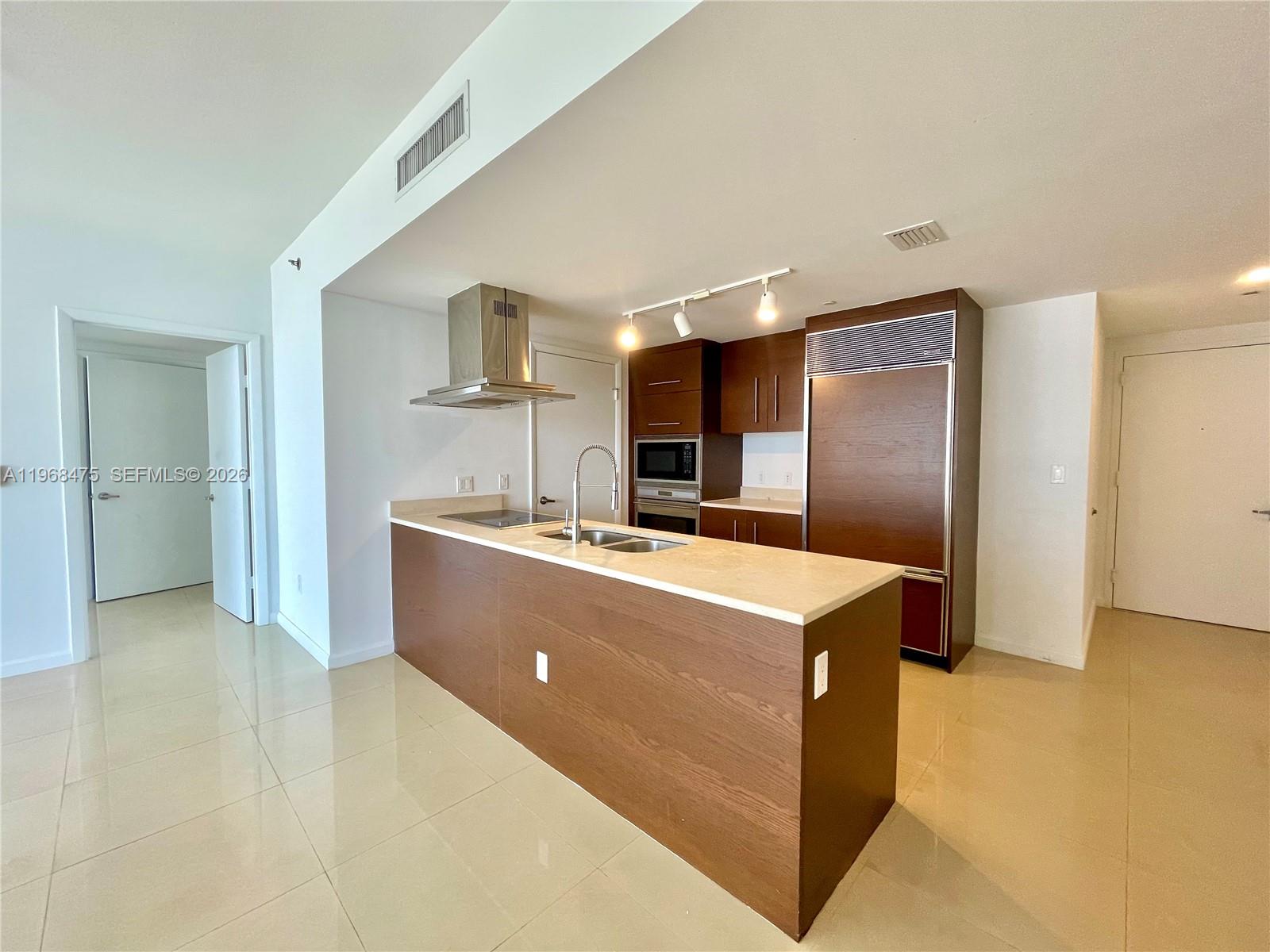 image Icon Brickell II2