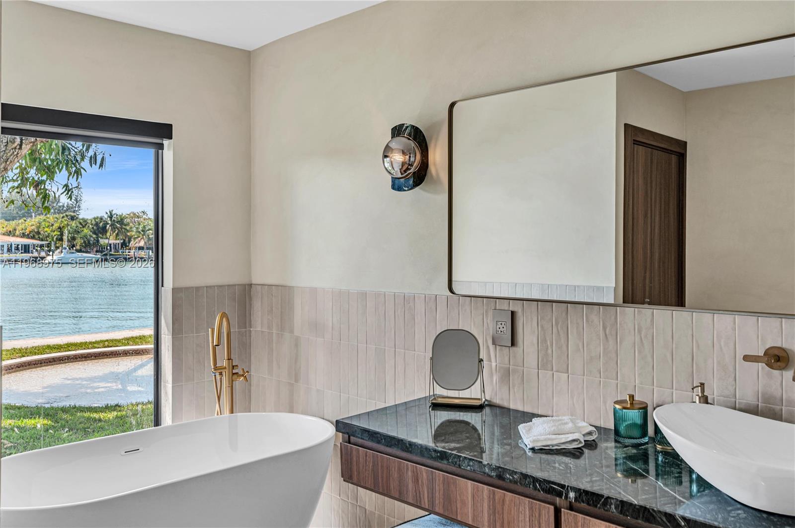 1170 S Biscayne Pt Rd #N/A Miami Beach, FL 33141