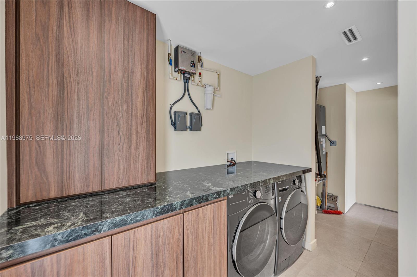 1170 S Biscayne Pt Rd #N/A Miami Beach, FL 33141