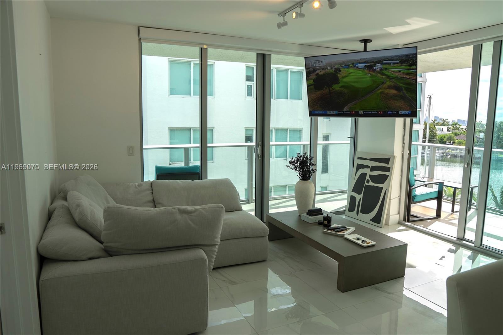 6620 Indian Crk Dr #501 Miami Beach, FL 33141