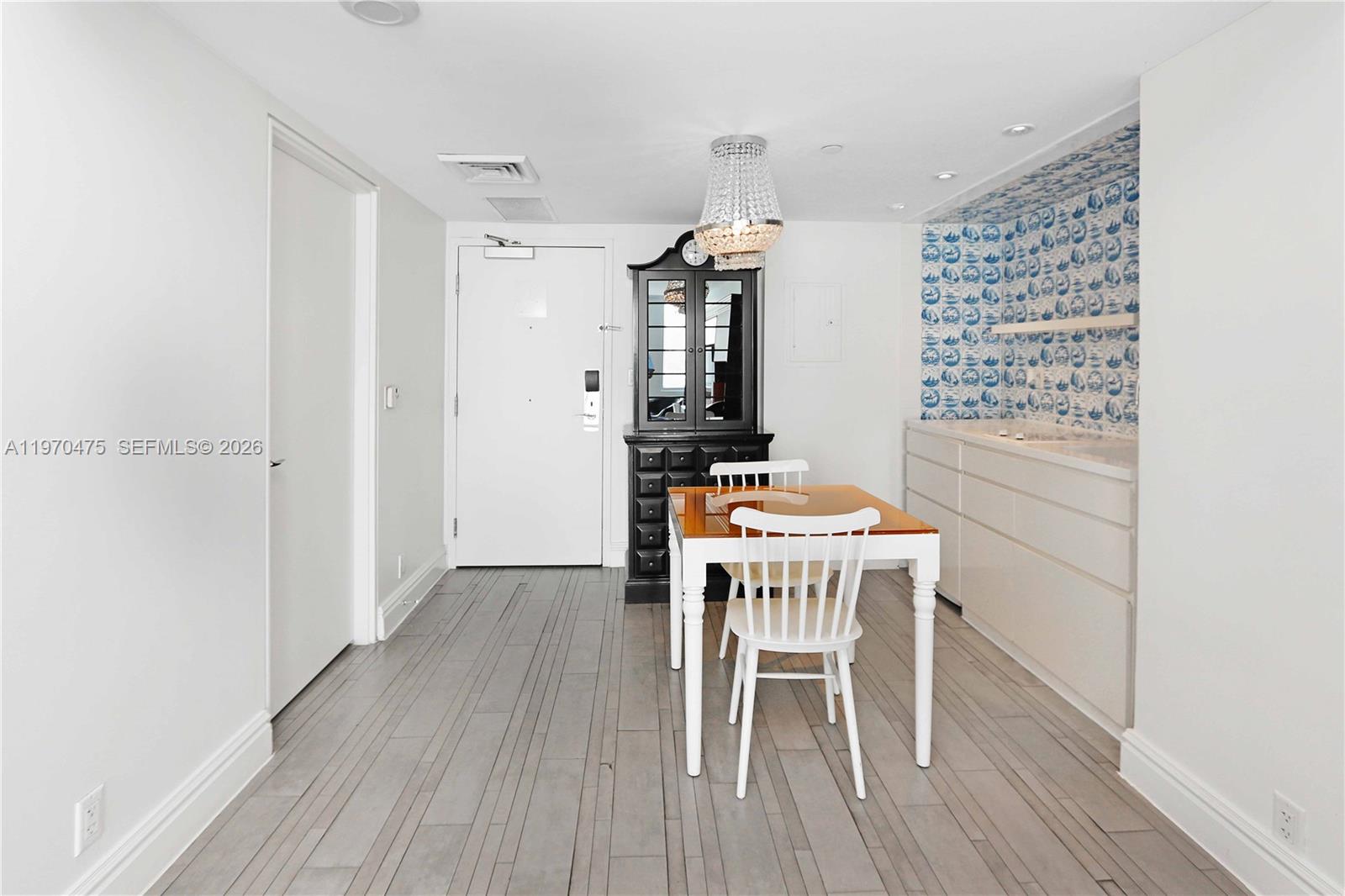 1100 West Ave #322 Miami Beach, FL 33139