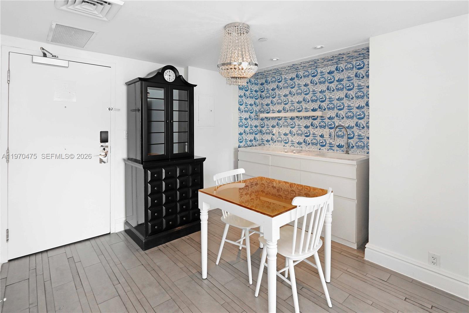 1100 West Ave #322 Miami Beach, FL 33139