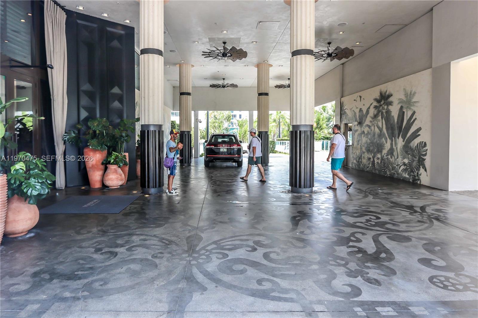 1100 West Ave #322 Miami Beach, FL 33139