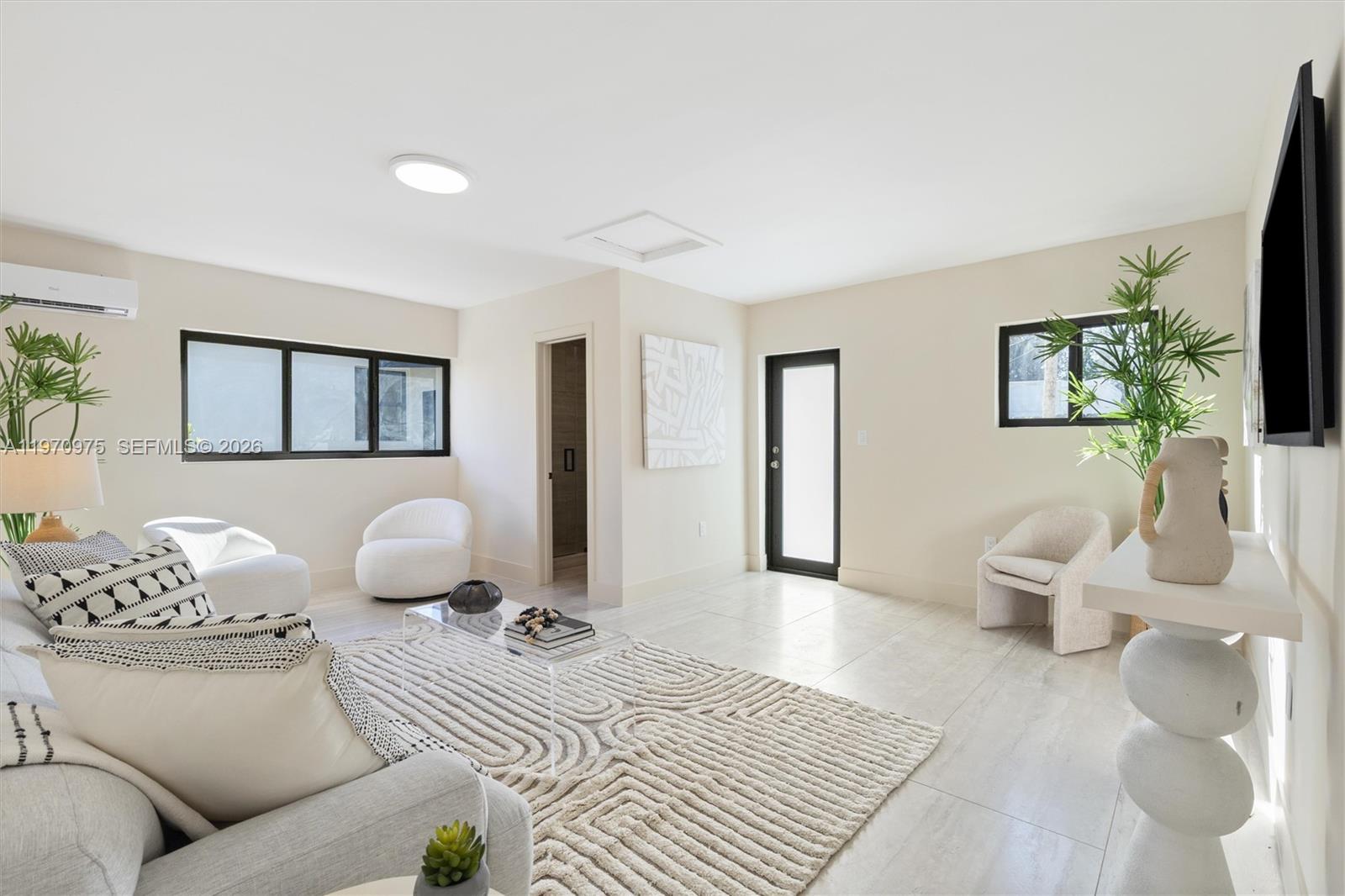 2385 SW 22nd Ter Miami, FL 33145