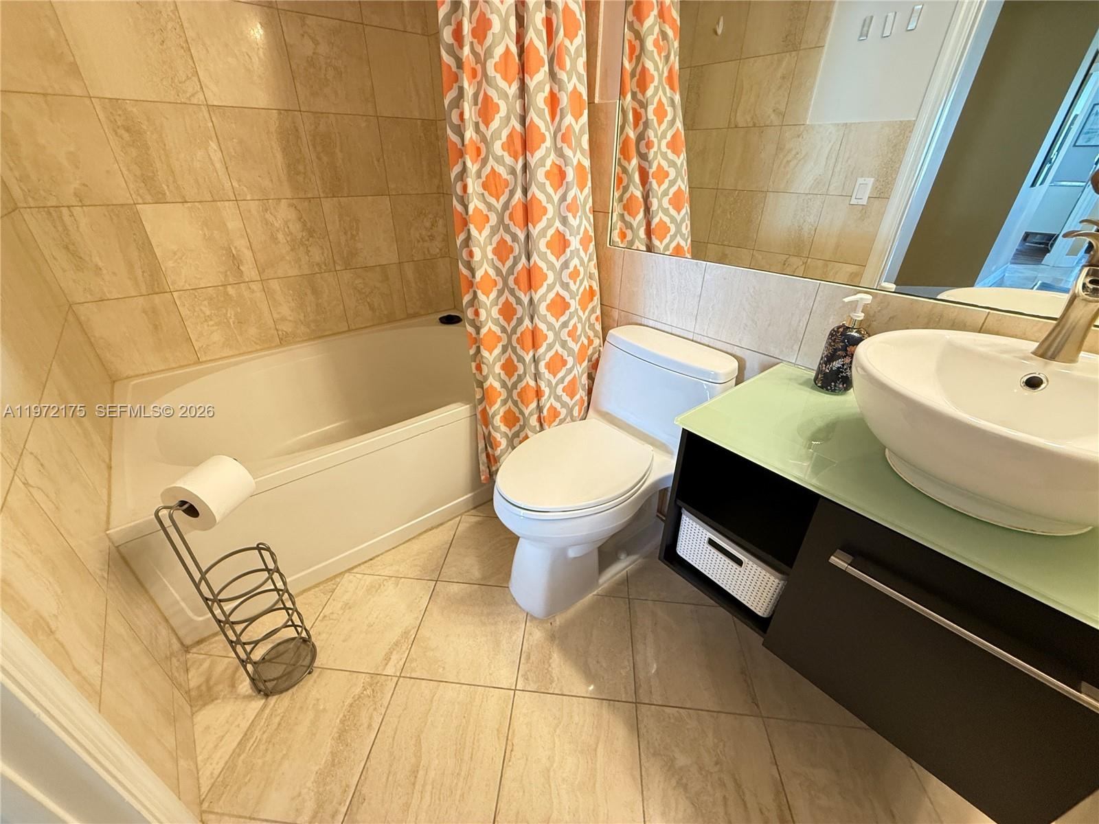 image Porto Bellagio Condo17