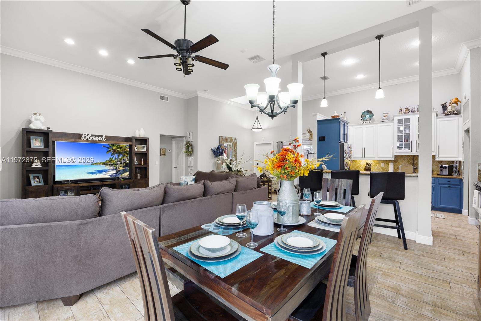 2731 S Parkview Dr Hallandale Beach, FL 33009