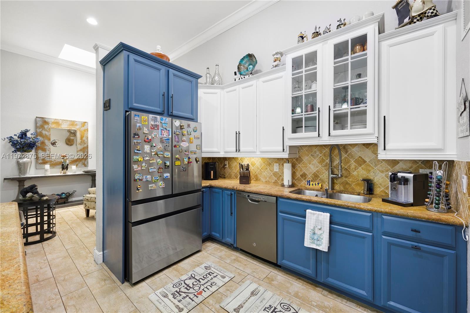 2731 S Parkview Dr Hallandale Beach, FL 33009