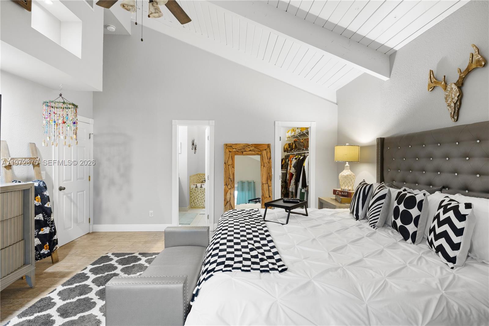 2731 S Parkview Dr Hallandale Beach, FL 33009