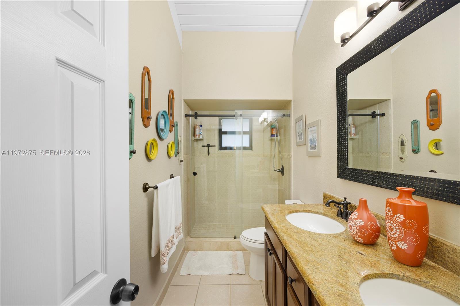 2731 S Parkview Dr Hallandale Beach, FL 33009