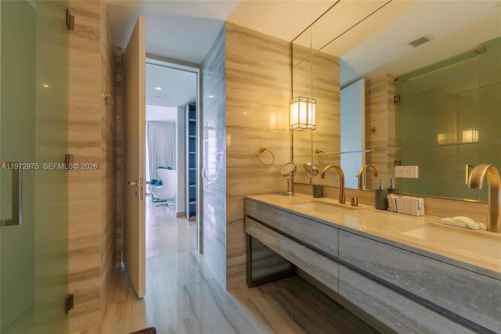 18975 Collins Ave #3004 Sunny Isles Beach, FL 33160